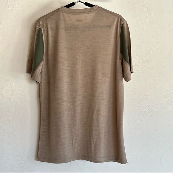 Ibex Merino Wool W2 Weightless Wool Short Sleeve Sport T Shirt  Made in Canada M - Picture 2 of 8